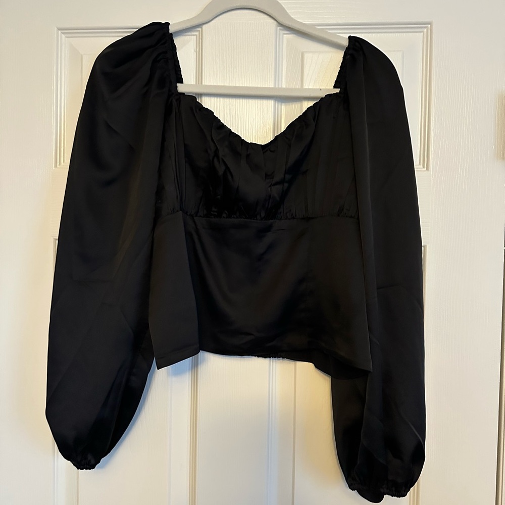 Abercrombie & Fitch Black Blouse with Long Sleece